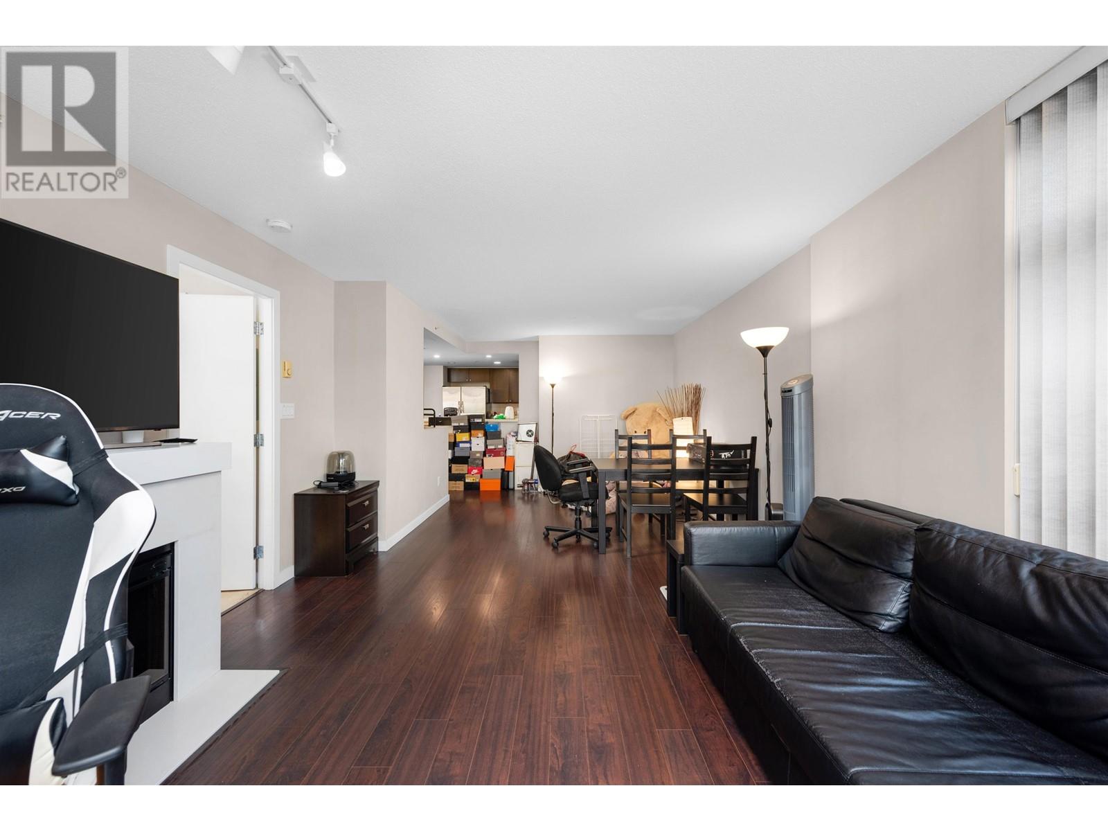 304 8120 Lansdowne Road, Richmond, British Columbia  V6X 0A1 - Photo 9 - R2981318
