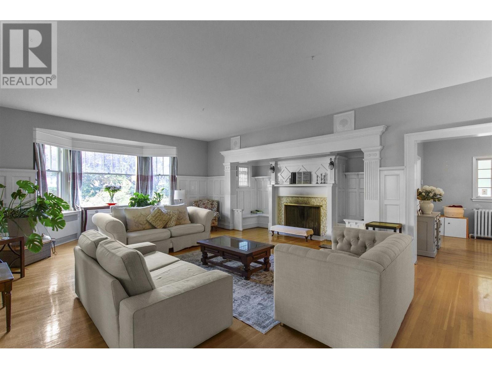 Property at 3837 ANGUS DRIVE image 4