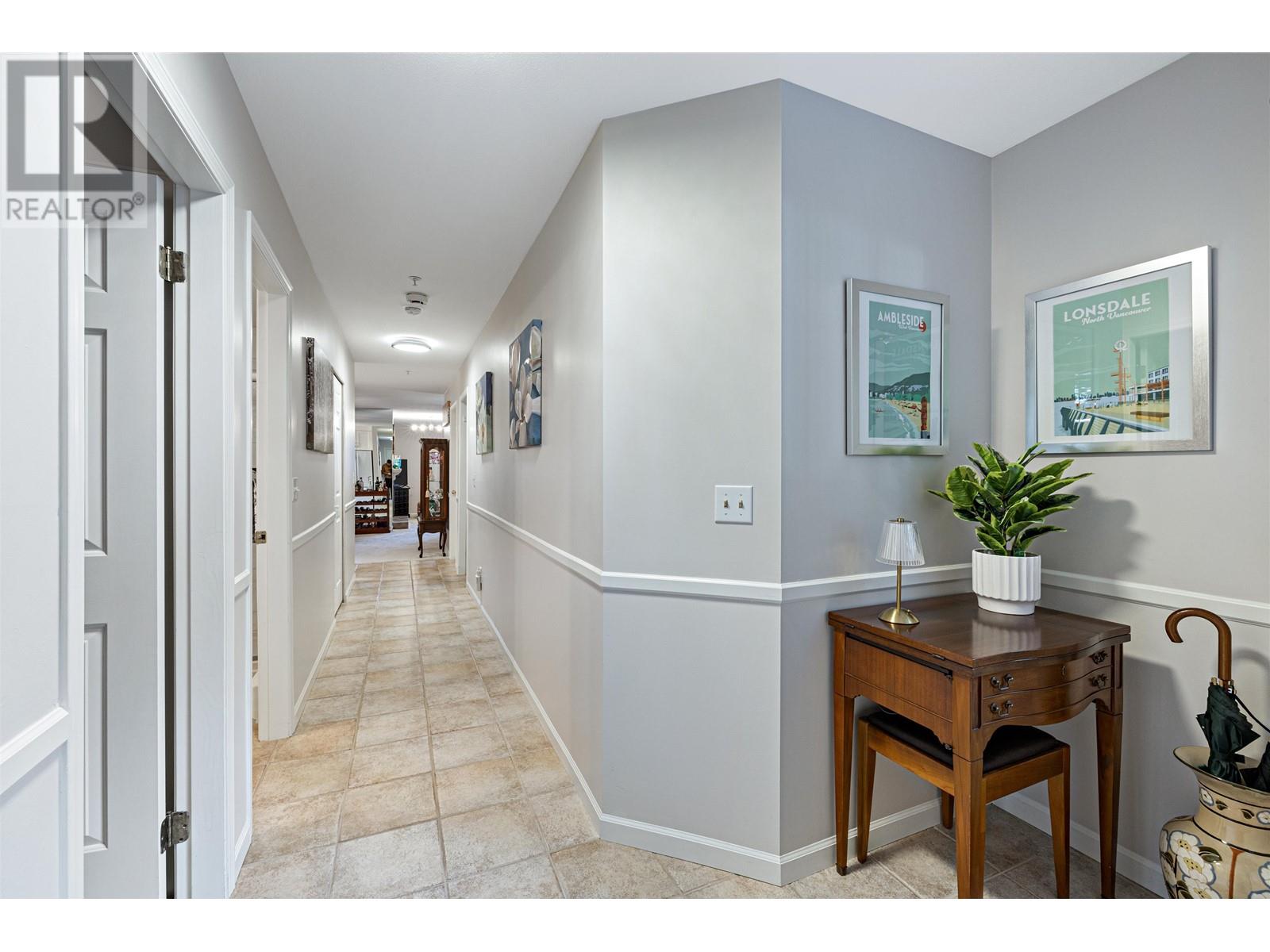 307 1050 Bowron Court, North Vancouver, British Columbia  V7H 2X6 - Photo 11 - R2966176