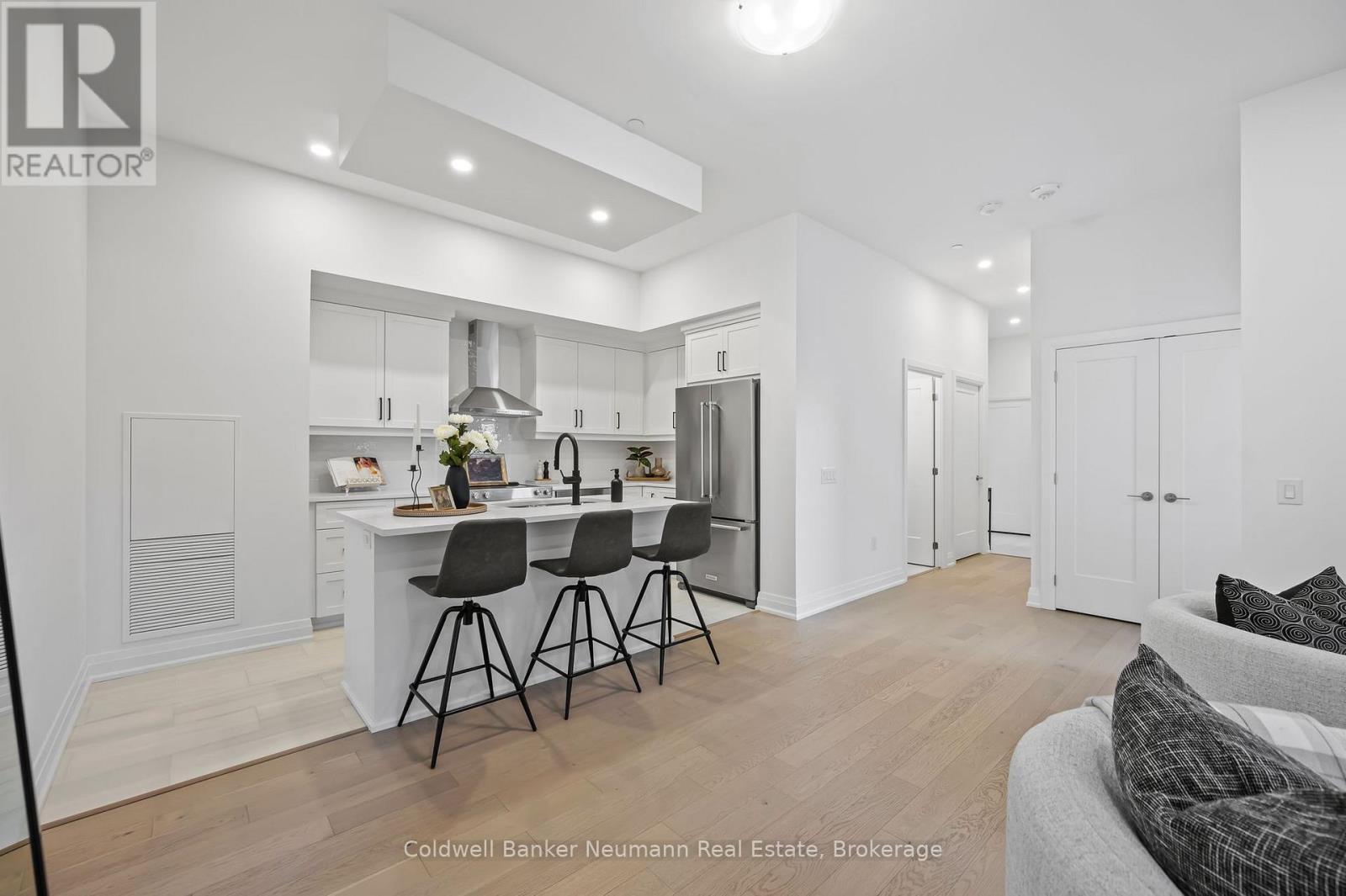 101 - 71 Wyndham Street S, Guelph, Ontario  N1E 5R3 - Photo 18 - X12038847