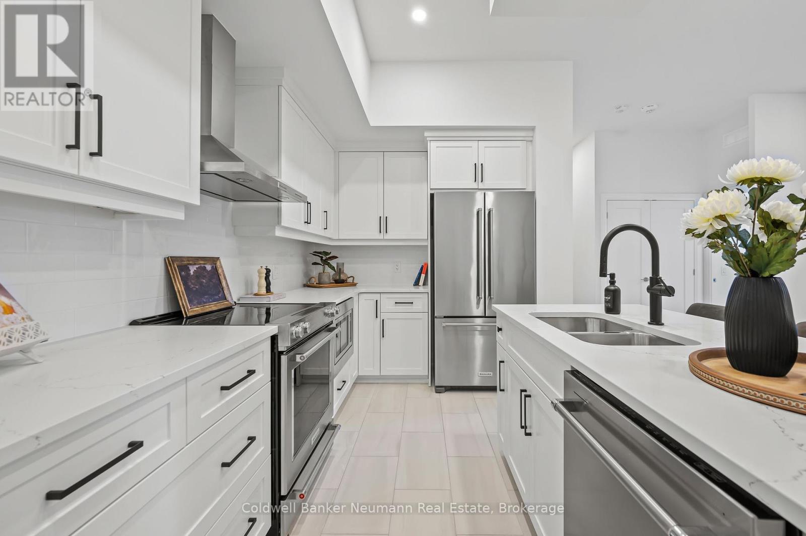 101 - 71 Wyndham Street S, Guelph, Ontario  N1E 5R3 - Photo 23 - X12038847