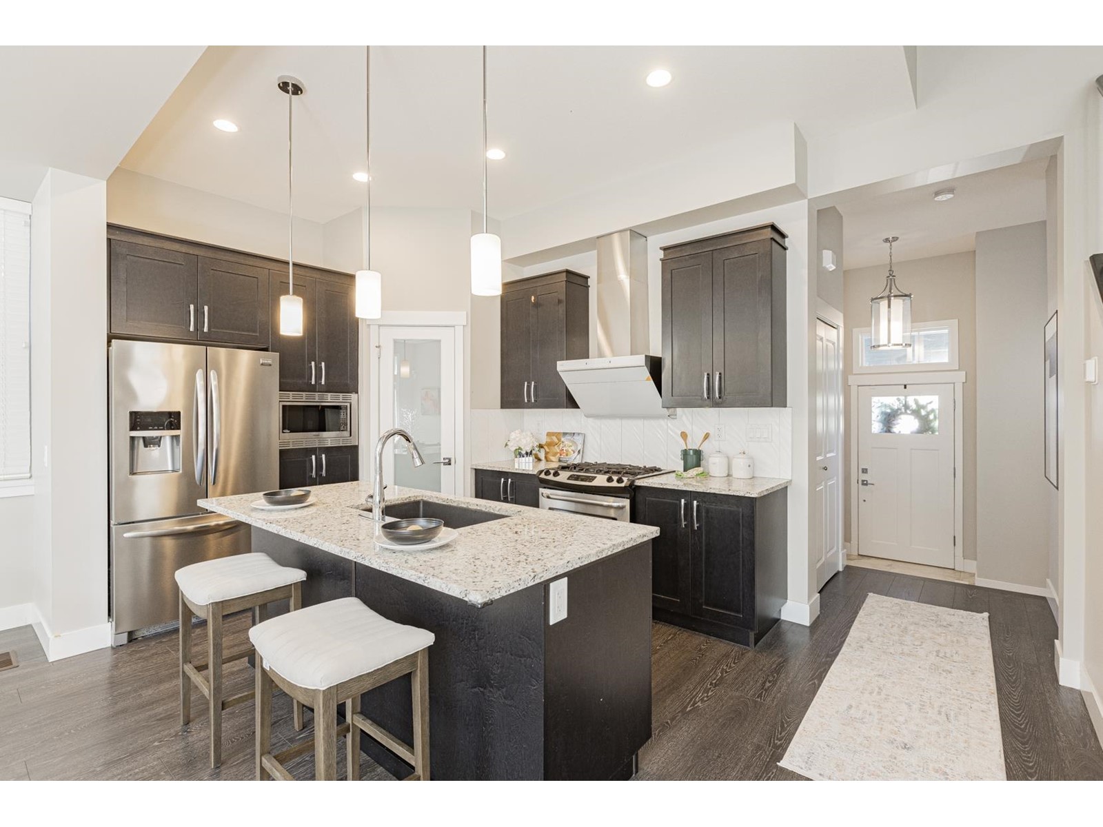 15858 29a Avenue, Surrey, British Columbia  V3Z 0N4 - Photo 9 - R2981375