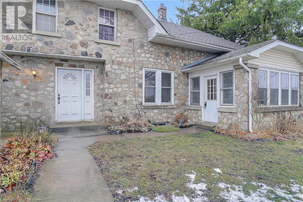 Property at 5 RIPPLEWOOD Road image 4