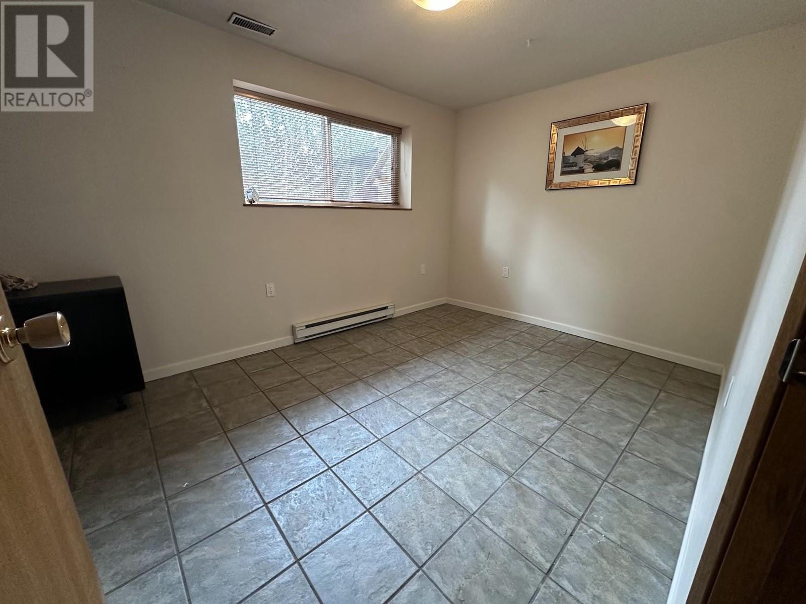 7879 Welsley Drive, Burnaby, British Columbia  V5E 3X4 - Photo 18 - R2980572