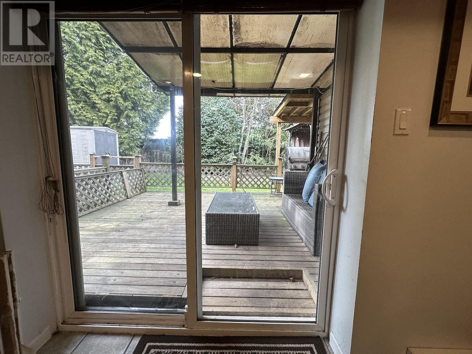 7879 Welsley Drive, Burnaby, British Columbia  V5E 3X4 - Photo 14 - R2980572