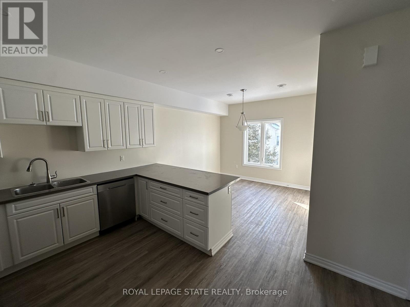 248 Port Colborne Drive, Port Colborne, Ontario  L3B 3M9 - Photo 9 - X11973872