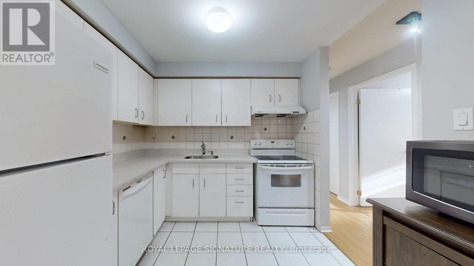 103b - 211 Forum Drive, Mississauga, Ontario  L4Z 4C1 - Photo 13 - W12038903