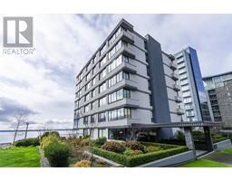 203 2108 ARGYLE AVENUE, West Vancouver, British Columbia