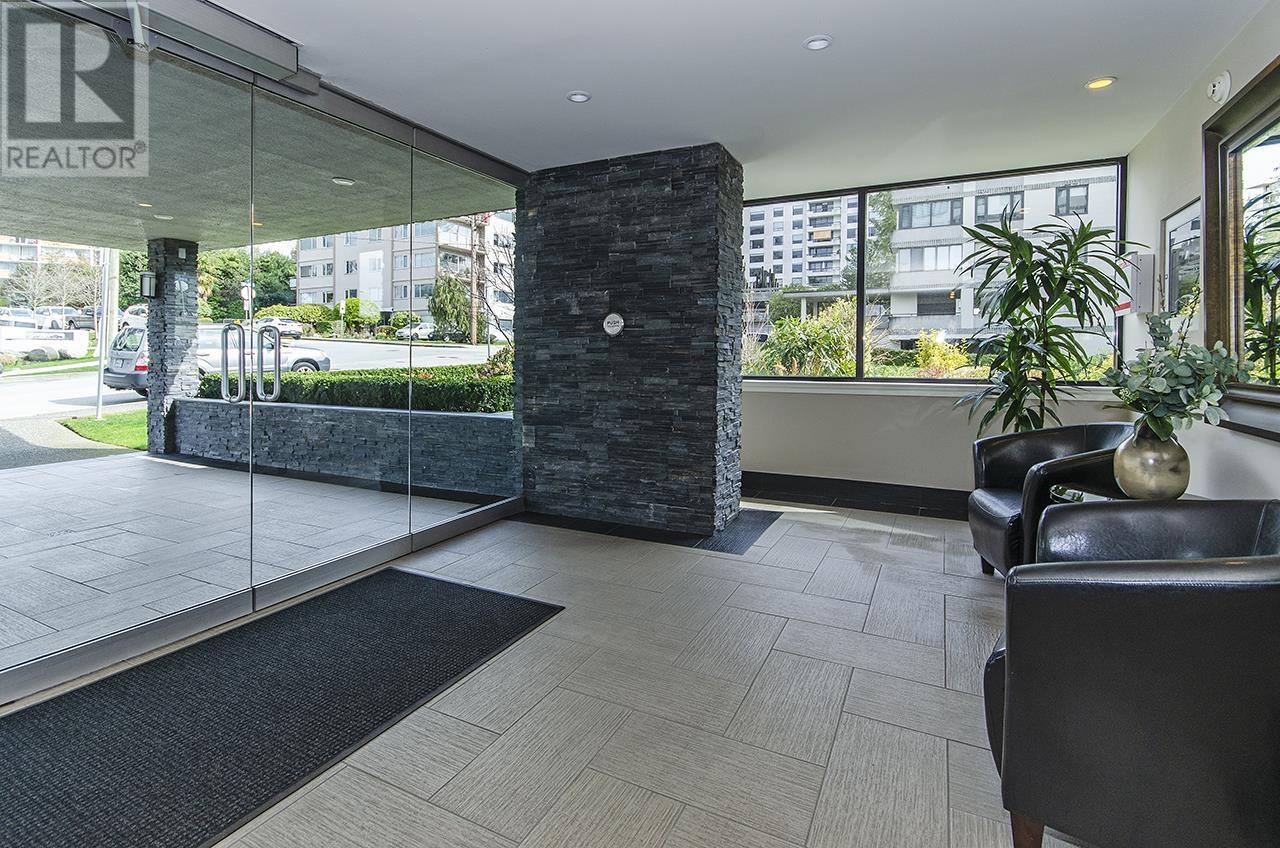 203 2108 Argyle Avenue, West Vancouver, British Columbia  V7V 1A4 - Photo 24 - R2981137