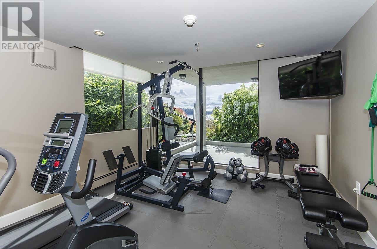 203 2108 Argyle Avenue, West Vancouver, British Columbia  V7V 1A4 - Photo 25 - R2981137