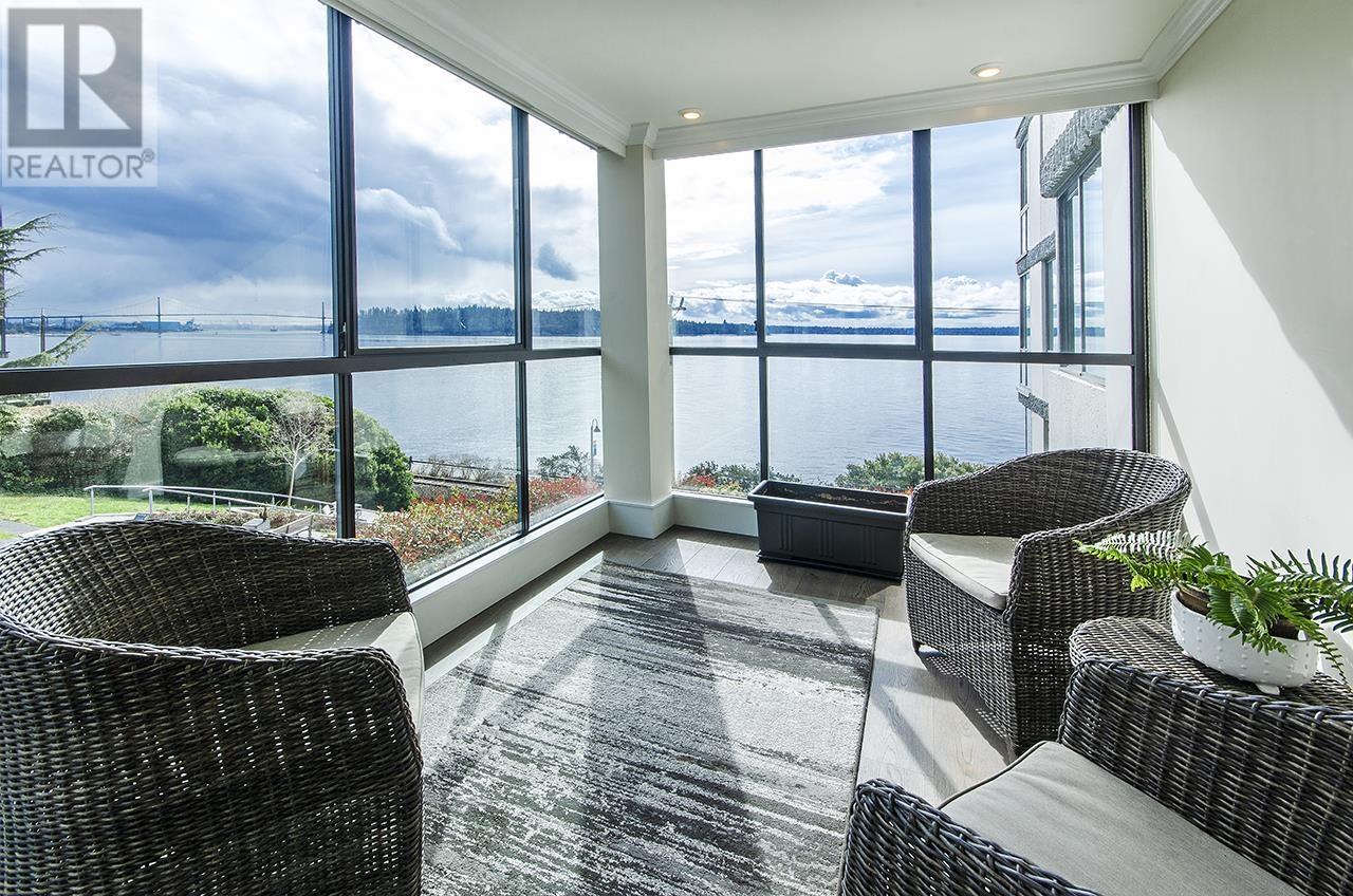 203 2108 Argyle Avenue, West Vancouver, British Columbia  V7V 1A4 - Photo 6 - R2981137