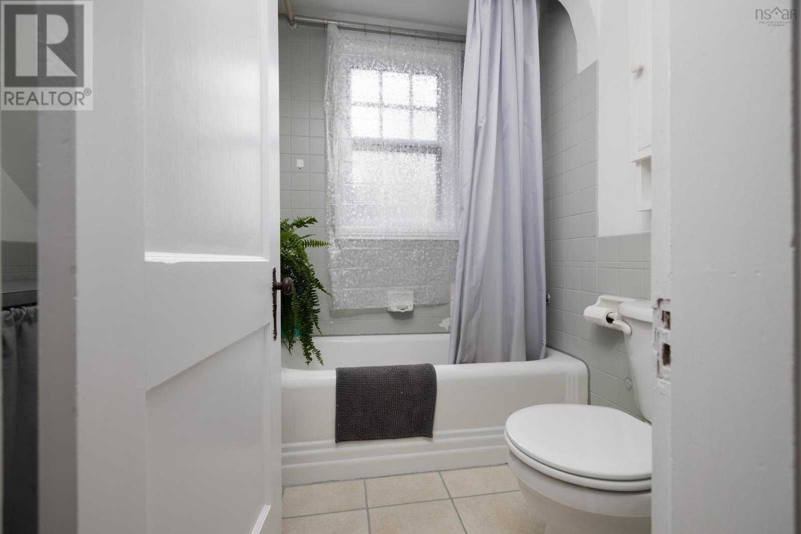 6430 London Street, Halifax, Nova Scotia  B3L 1X4 - Photo 19 - 202505700