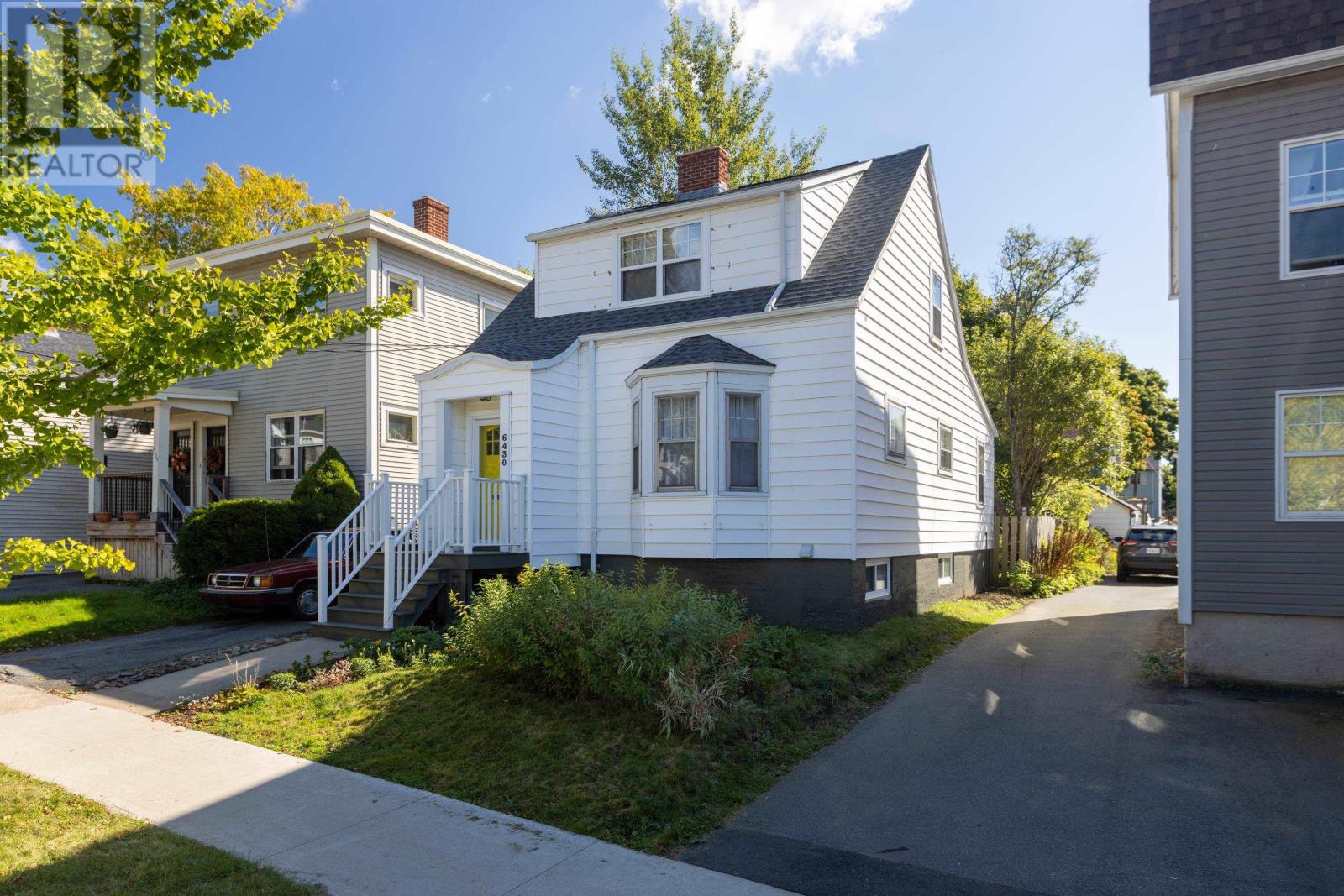 6430 London Street, Halifax, Nova Scotia  B3L 1X4 - Photo 3 - 202505700