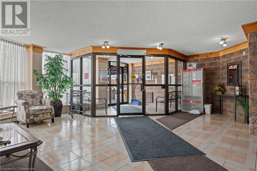 24 Marilyn Drive Unit# 806, Guelph, Ontario  N1H 8E9 - Photo 10 - 40709835
