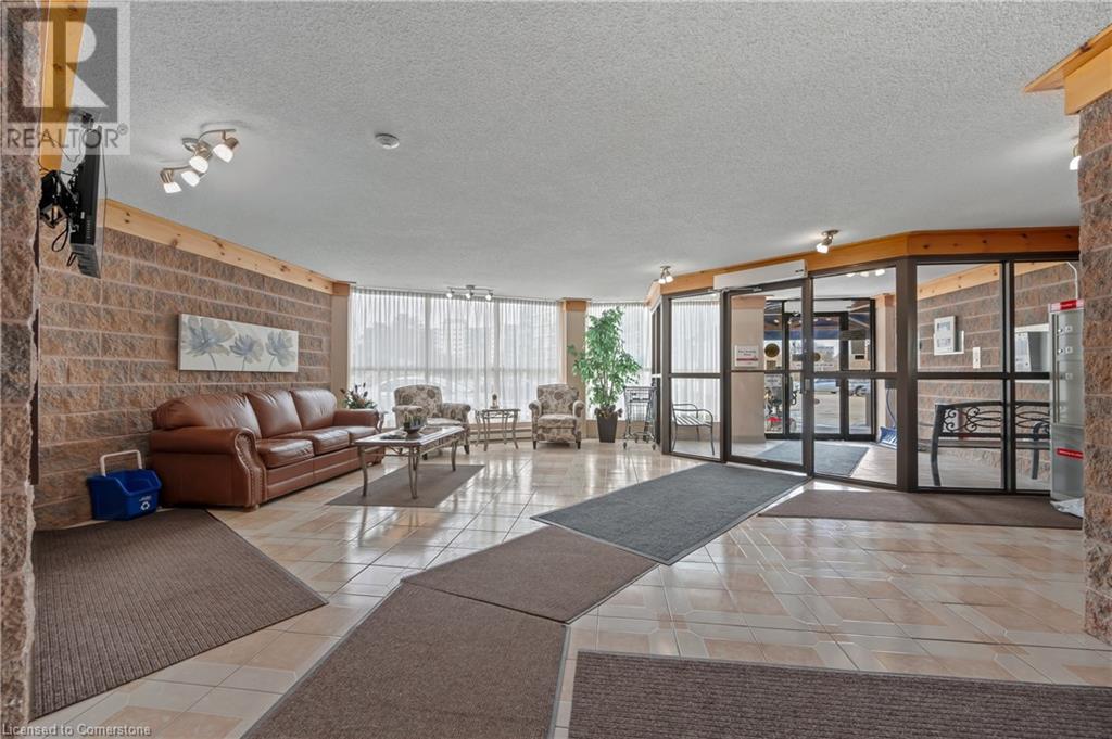 24 Marilyn Drive Unit# 806, Guelph, Ontario  N1H 8E9 - Photo 9 - 40709835