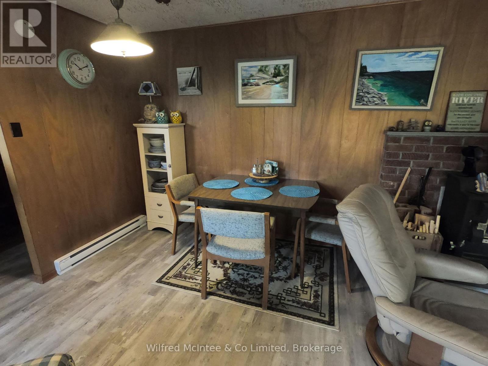 47 Sog Je Wa Sa Drive, Native Leased Lands, Ontario  N0H 2G0 - Photo 12 - X12038940
