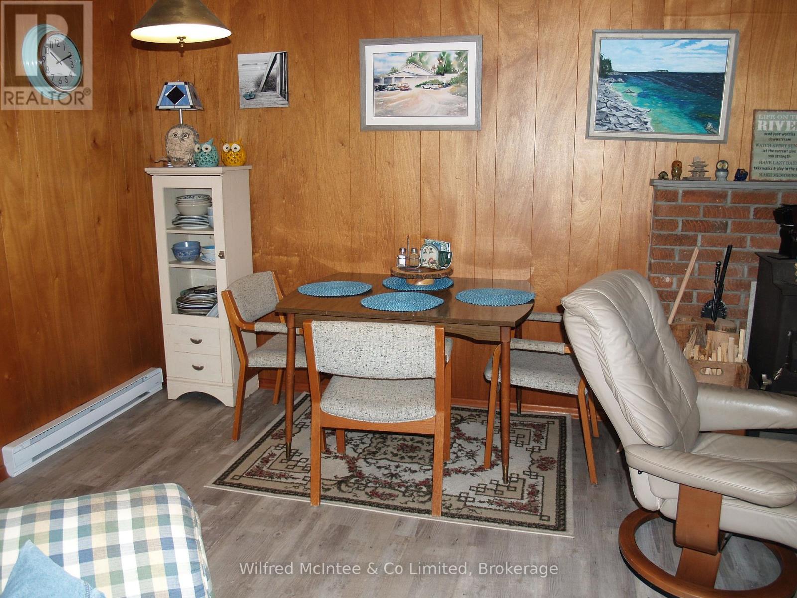 47 Sog Je Wa Sa Drive, Native Leased Lands, Ontario  N0H 2G0 - Photo 16 - X12038940