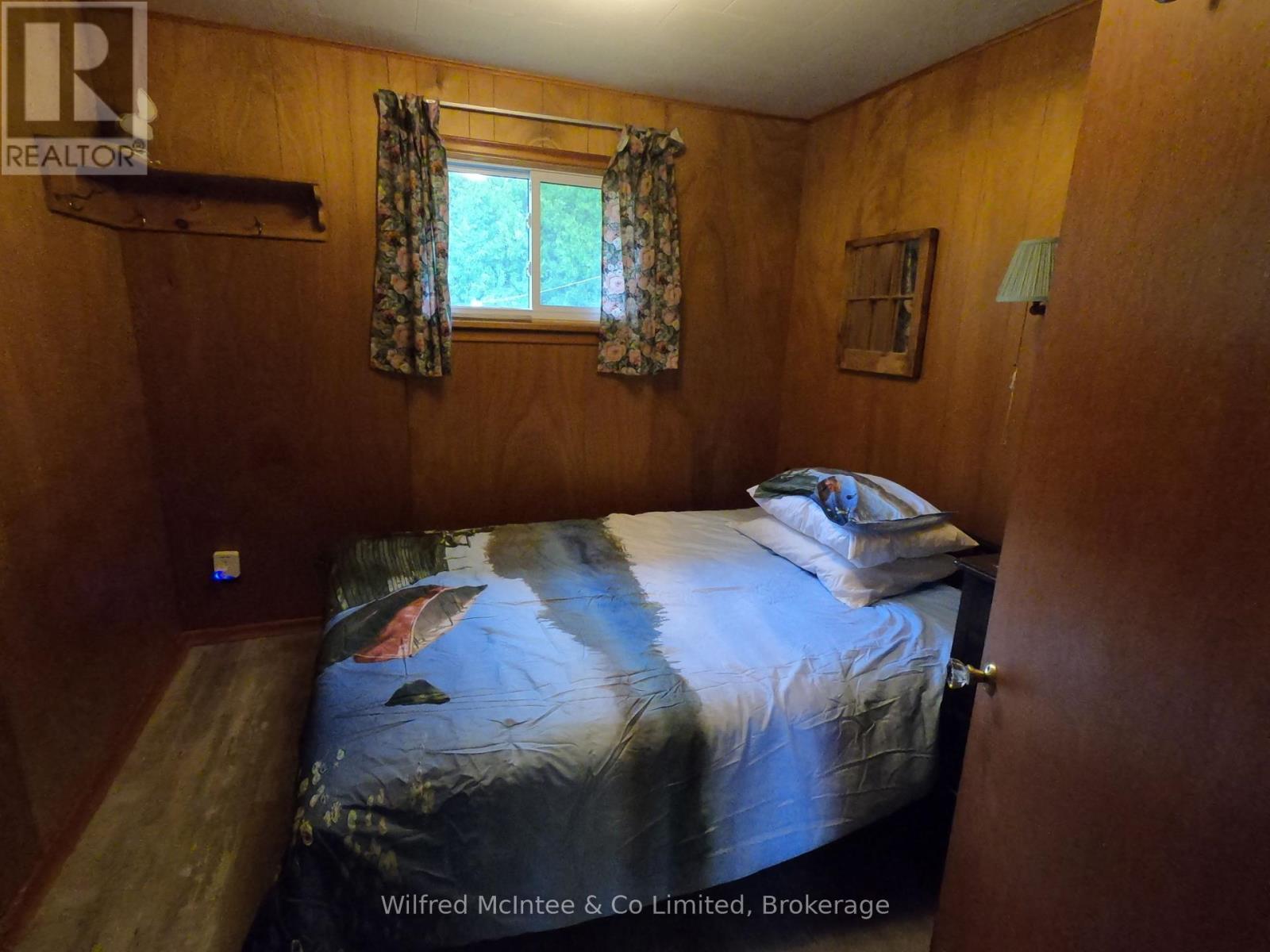 47 Sog Je Wa Sa Drive, Native Leased Lands, Ontario  N0H 2G0 - Photo 21 - X12038940