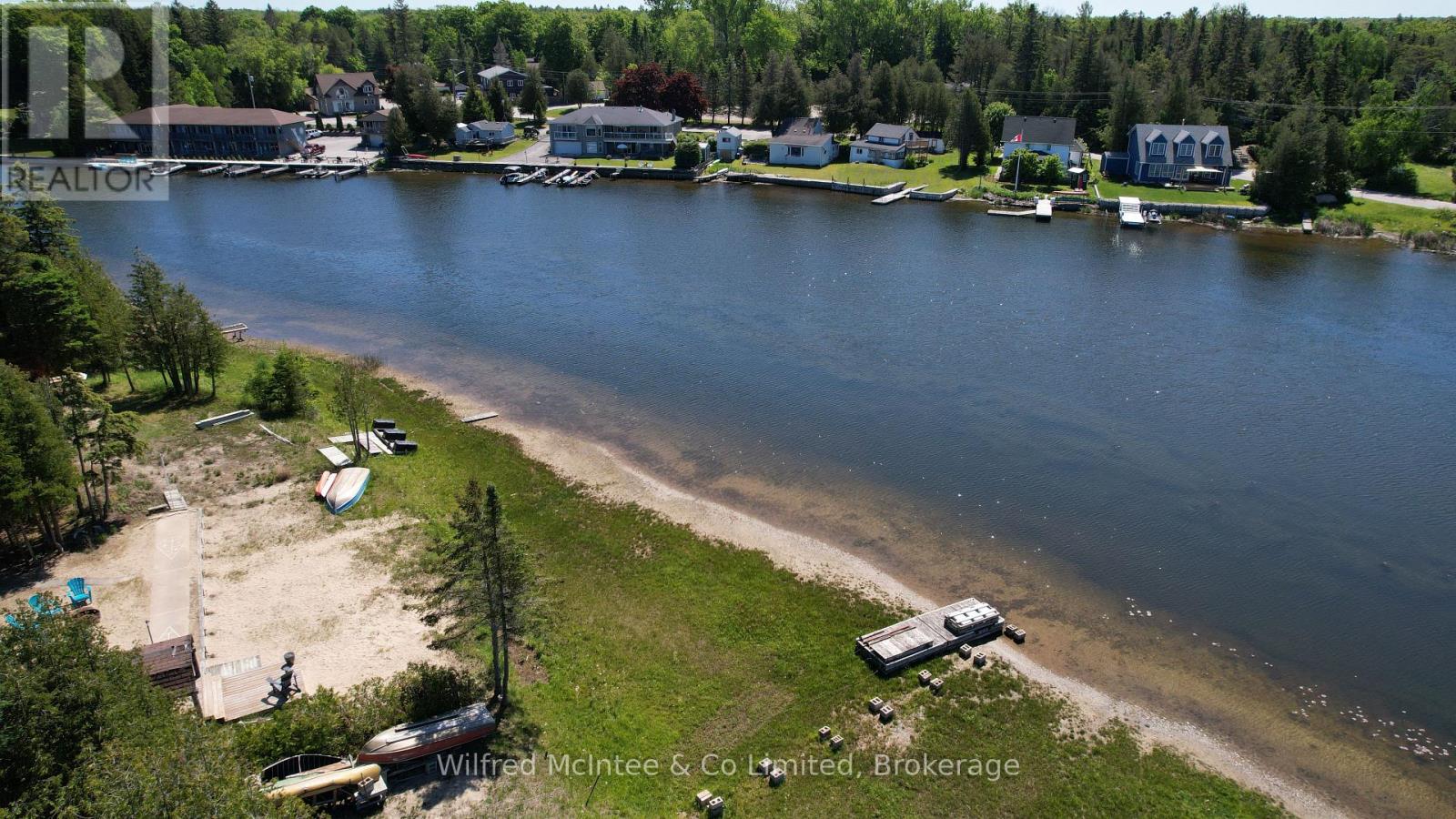 47 Sog Je Wa Sa Drive, Native Leased Lands, Ontario  N0H 2G0 - Photo 4 - X12038940