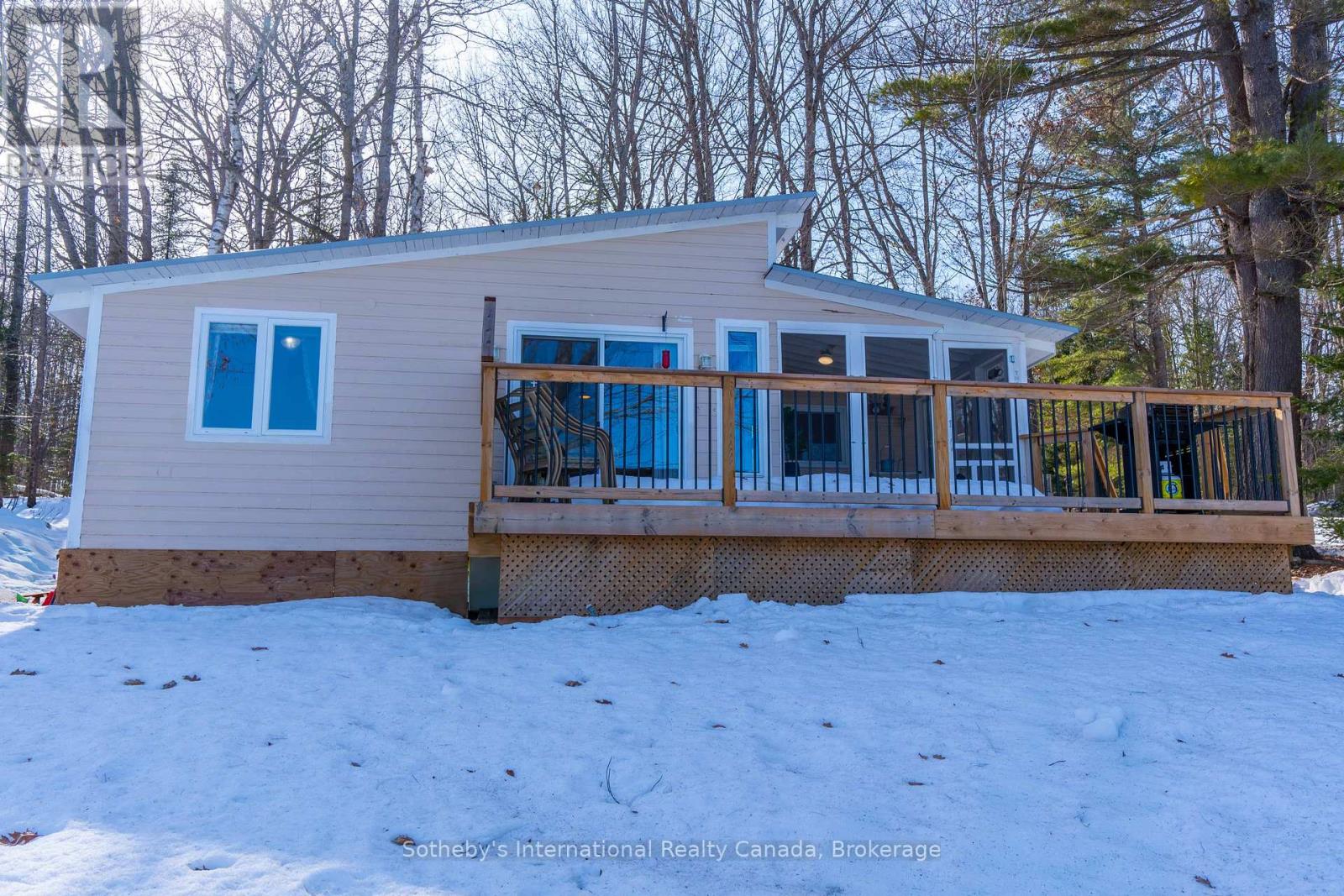 1028 Hillcrest Lane, Algonquin Highlands, Ontario  K0M 1S0 - Photo 25 - X12038942