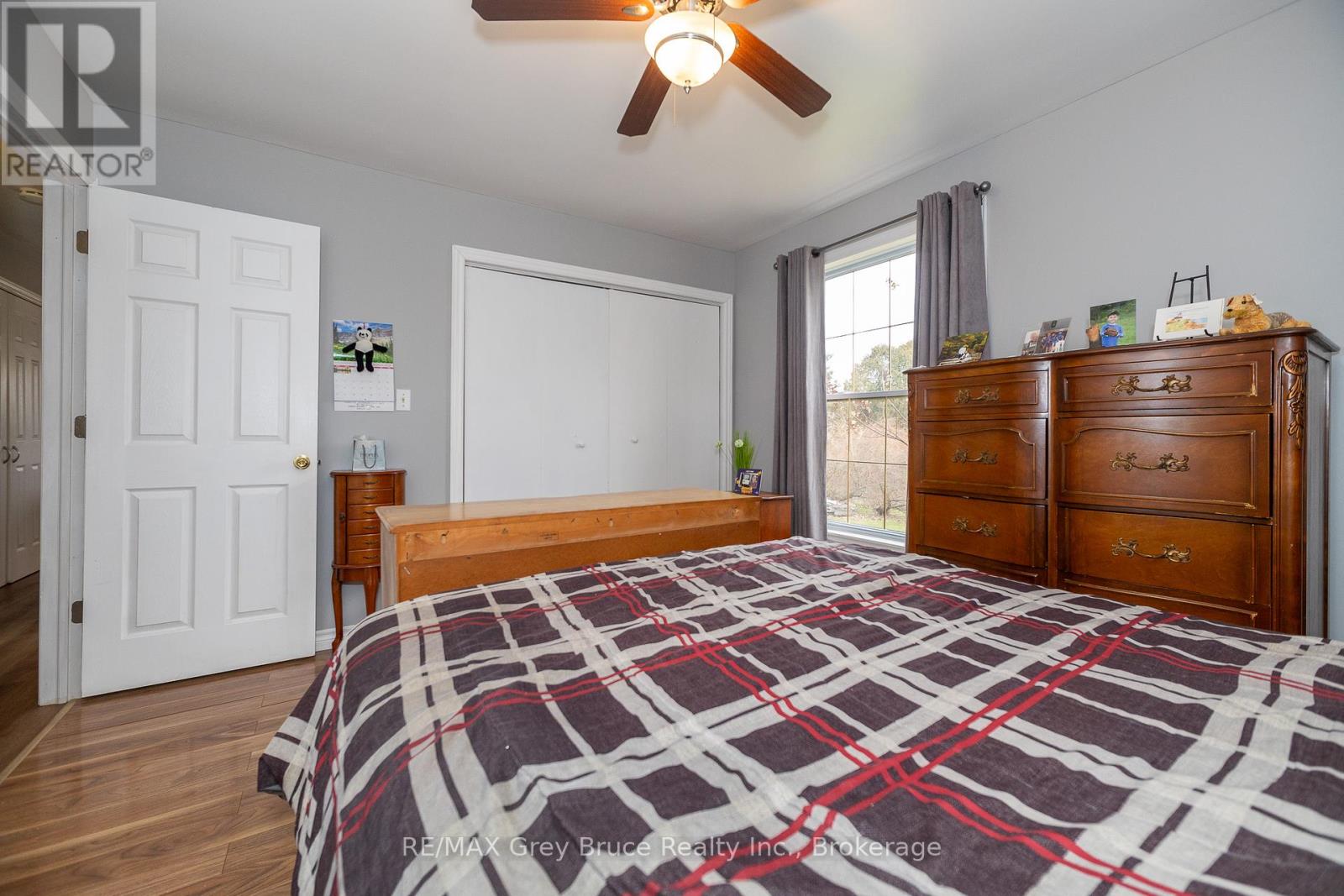 384 Urstadt Street, Georgian Bluffs, Ontario  N4K 6V5 - Photo 21 - X11917444