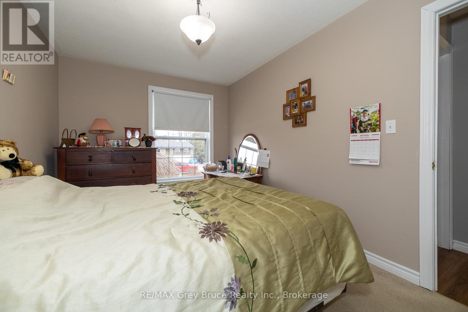384 Urstadt Street, Georgian Bluffs, Ontario  N4K 6V5 - Photo 28 - X11917444