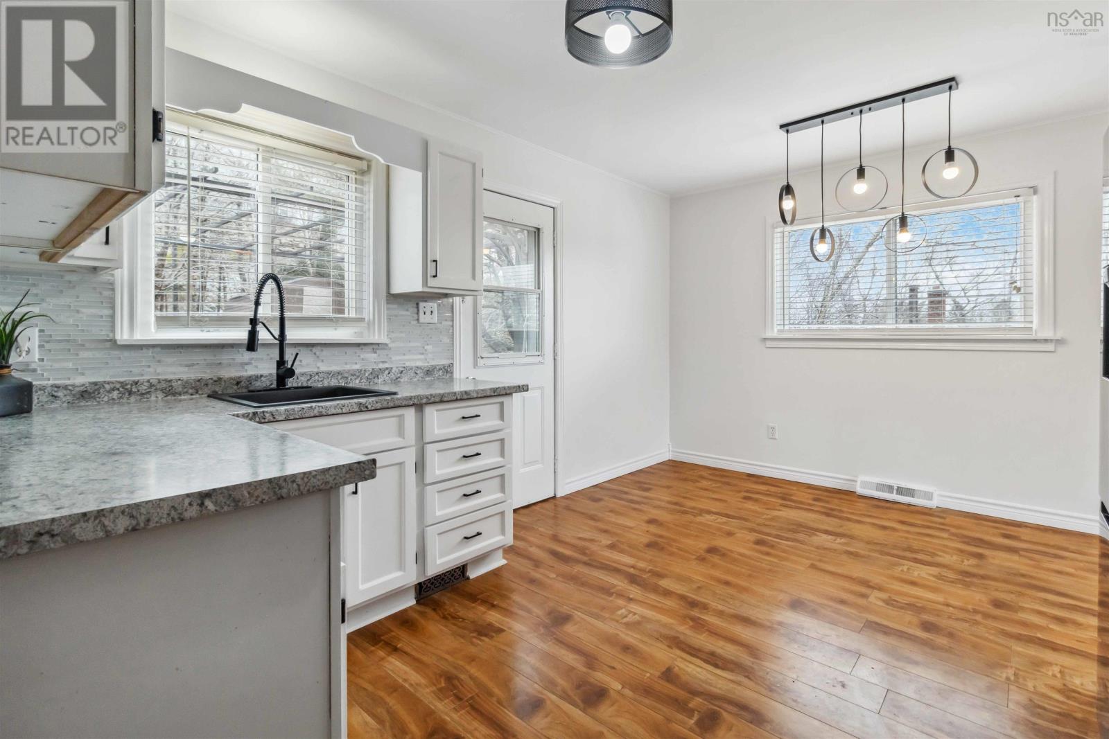 25 Parkdale Avenue, Timberlea, Nova Scotia  B3T 1C2 - Photo 15 - 202505702