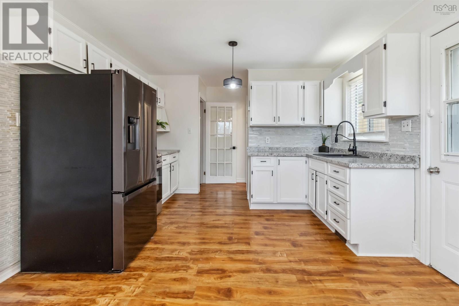 25 Parkdale Avenue, Timberlea, Nova Scotia  B3T 1C2 - Photo 18 - 202505702