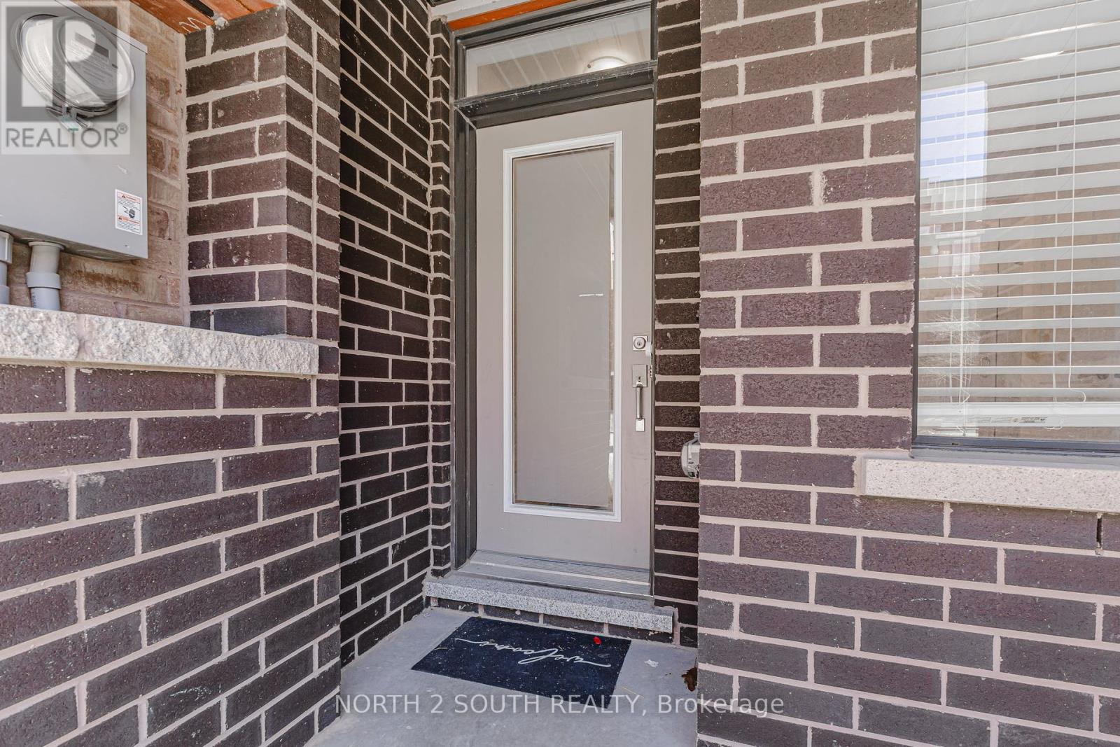 Property at 195 SALTERTON CIRCLE image 3