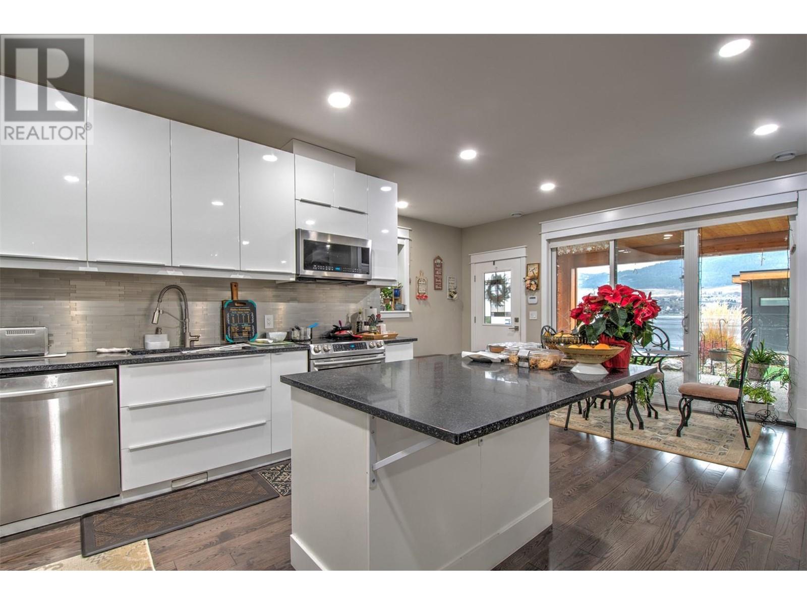 7509 Kennedy Lane, Vernon, British Columbia  V1H 1C4 - Photo 34 - 10340431