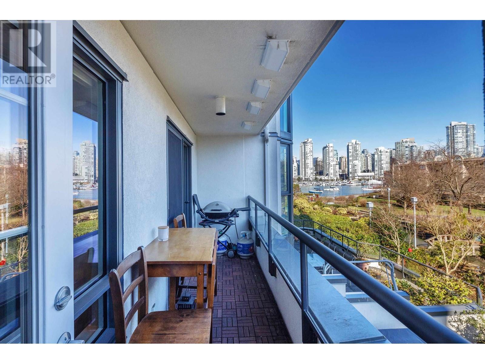 304 456 Moberly Road, Vancouver, British Columbia  V5Z 4L7 - Photo 27 - R2981400