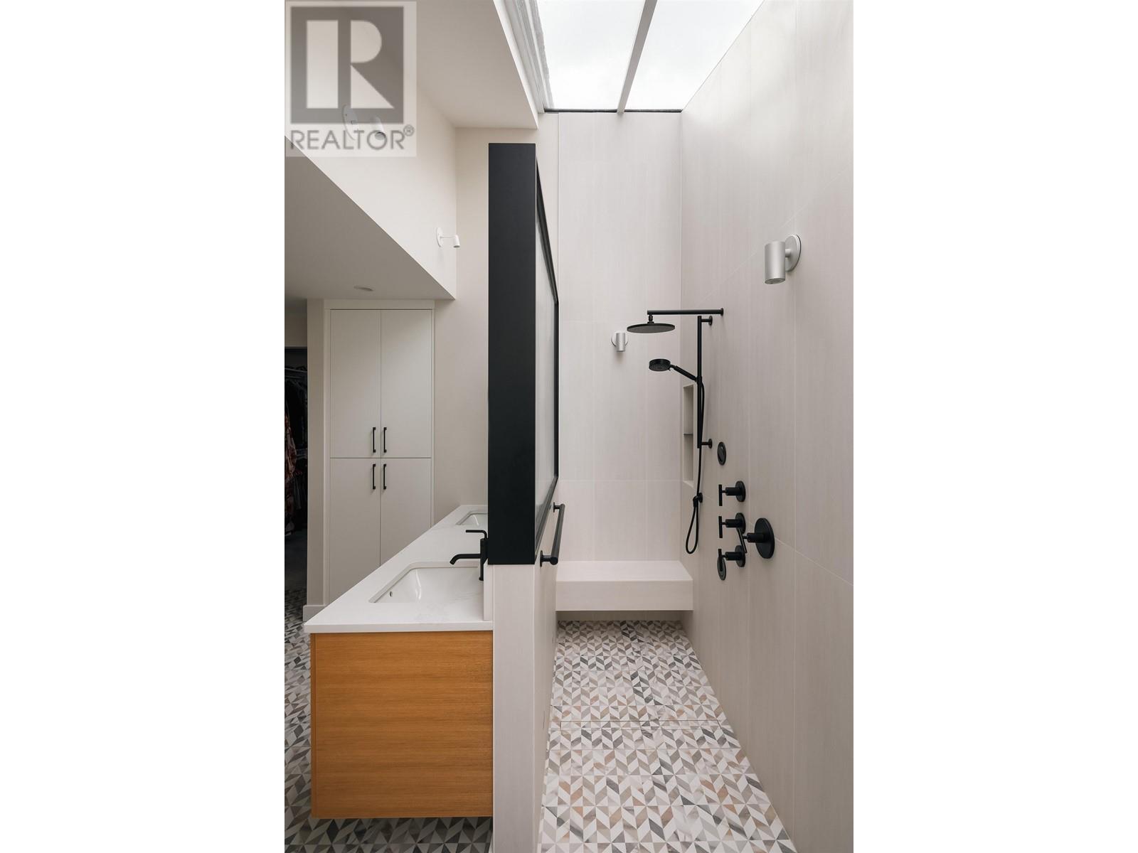 425 Rabbit Lane, West Vancouver, British Columbia  V7S 1J1 - Photo 30 - R2981355