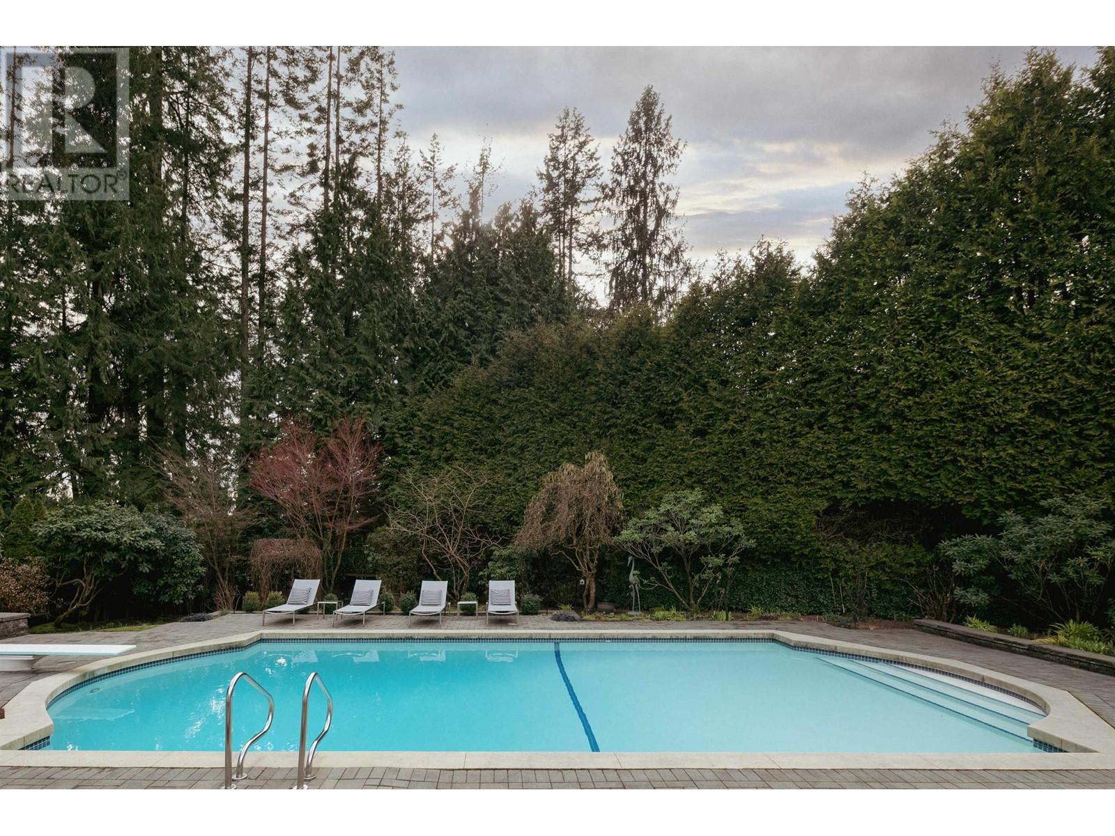 425 Rabbit Lane, West Vancouver, British Columbia  V7S 1J1 - Photo 32 - R2981355