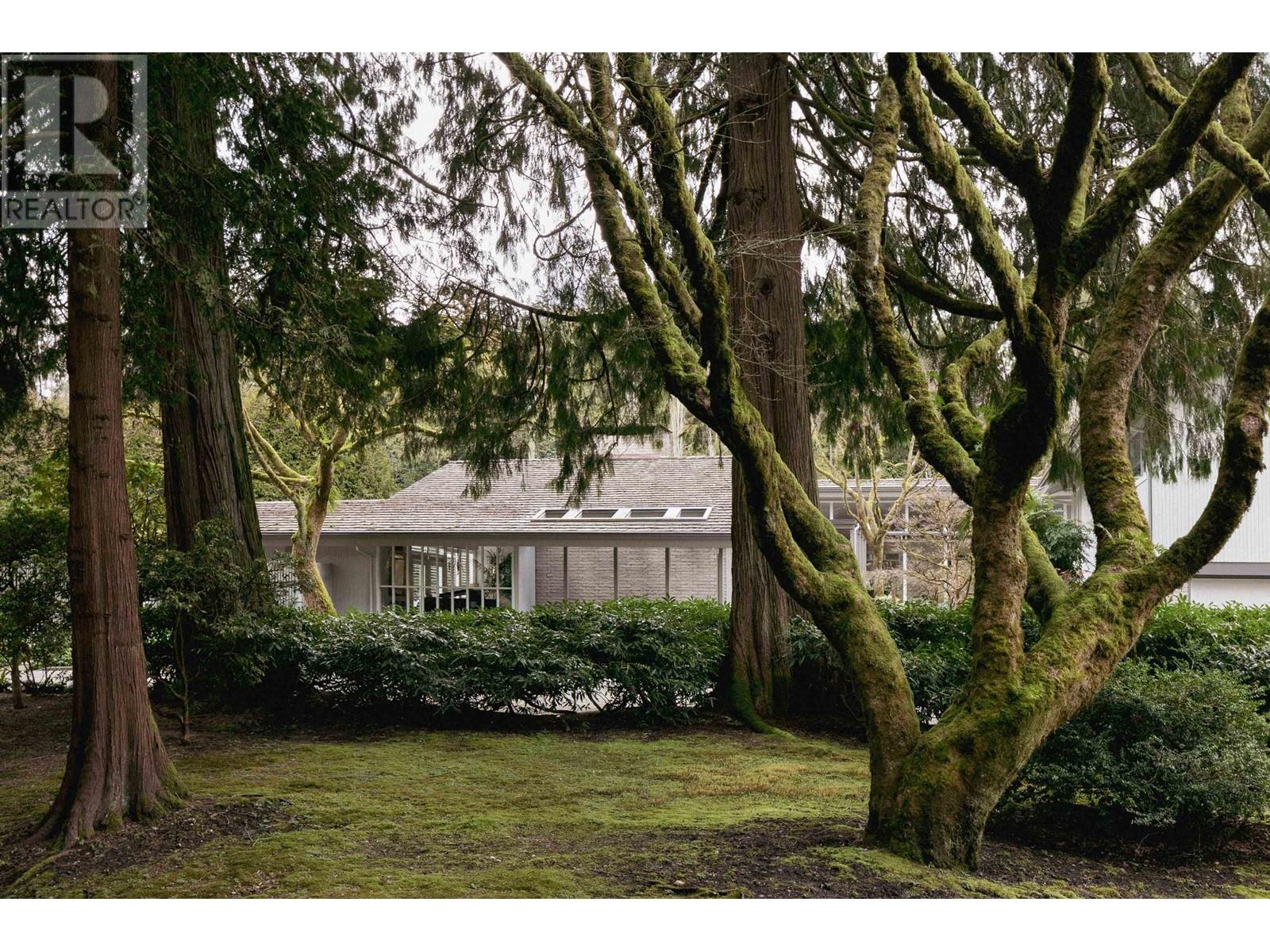 425 Rabbit Lane, West Vancouver, British Columbia  V7S 1J1 - Photo 4 - R2981355