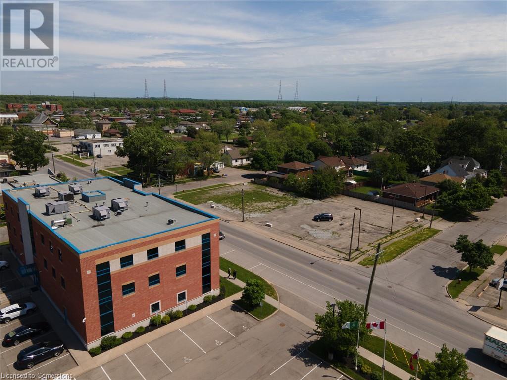 Property at 811 EAST MAIN Street image 4