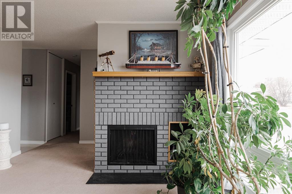 Property at 125 Silvertip Place image 5