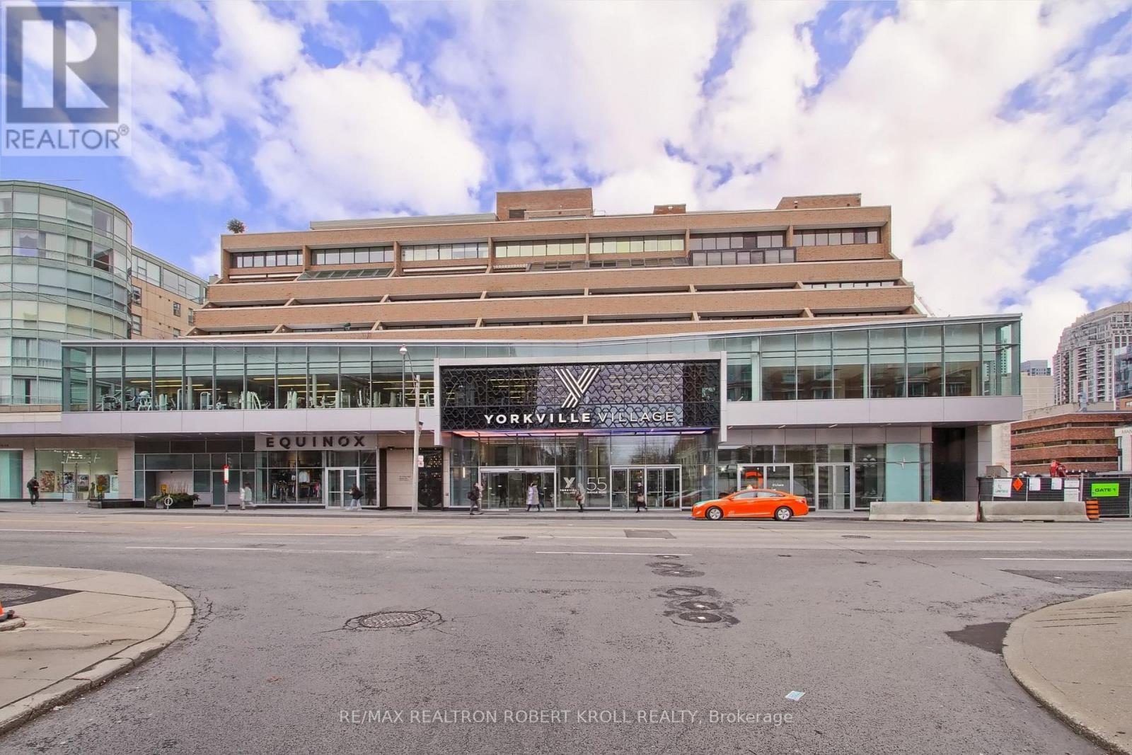 Property at 406 - 55A AVENUE ROAD image 1