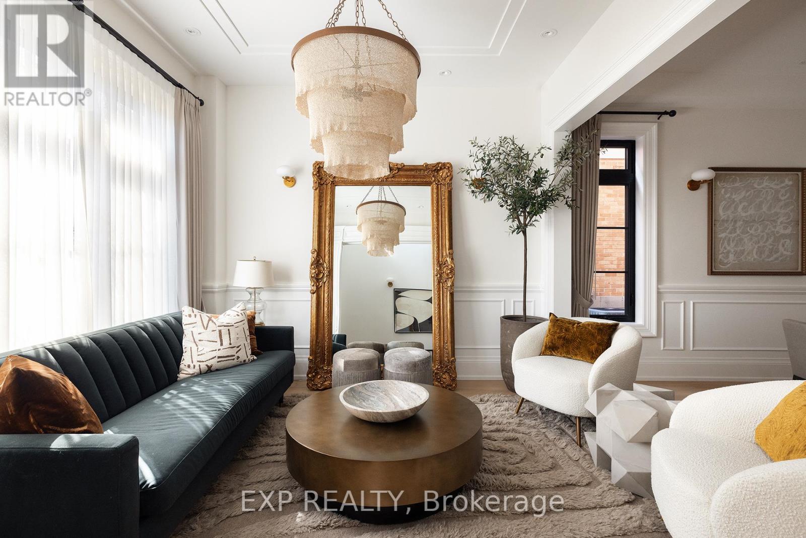 Property at 20 ARROWSTOOK ROAD image 2