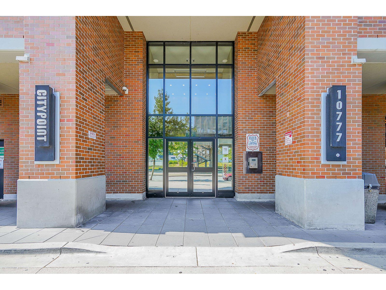 610 10777 University Drive, Surrey, British Columbia  V3T 0E6 - Photo 2 - R2981339