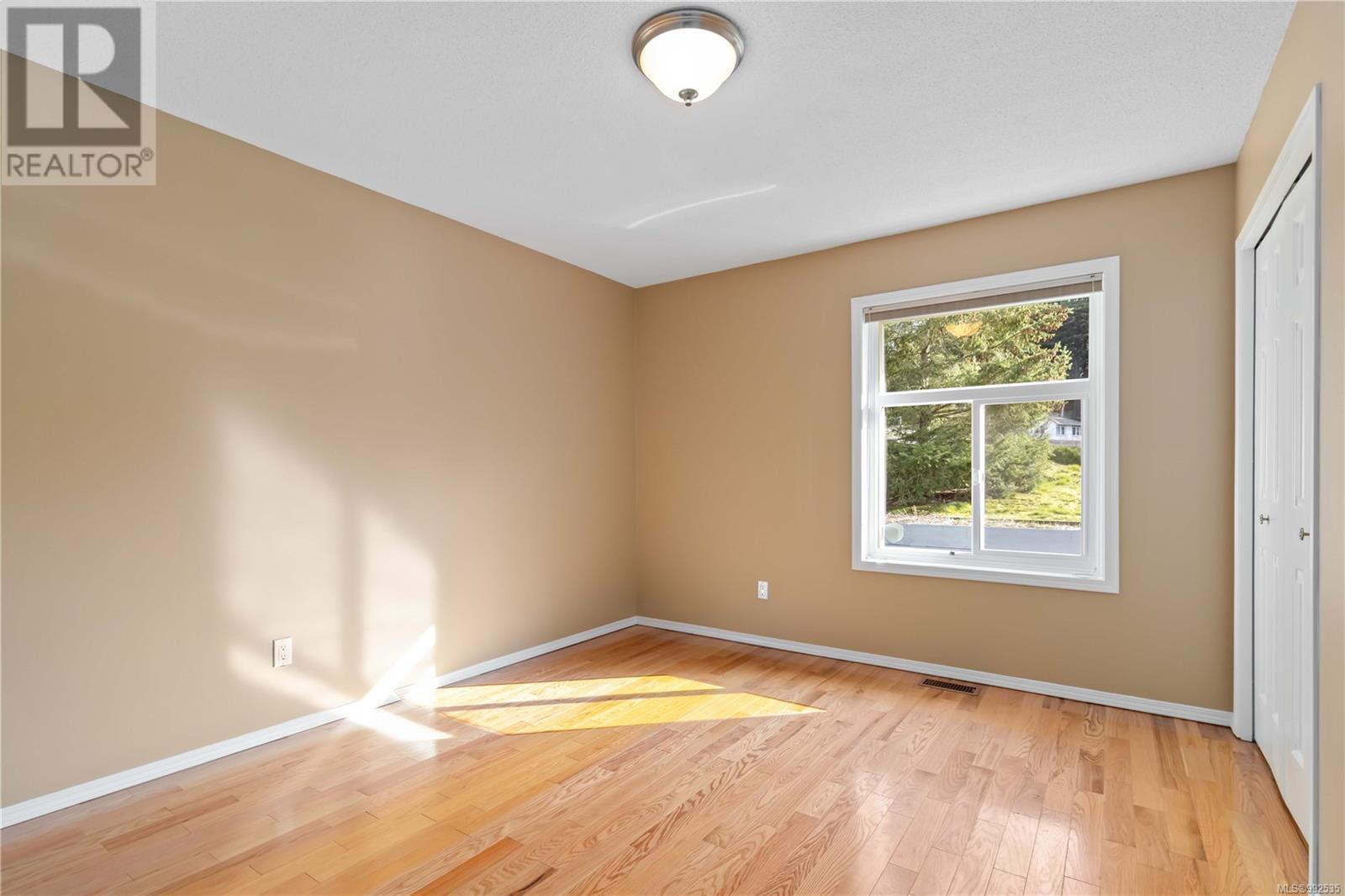 Property at 1892 Barrett Dr image 3
