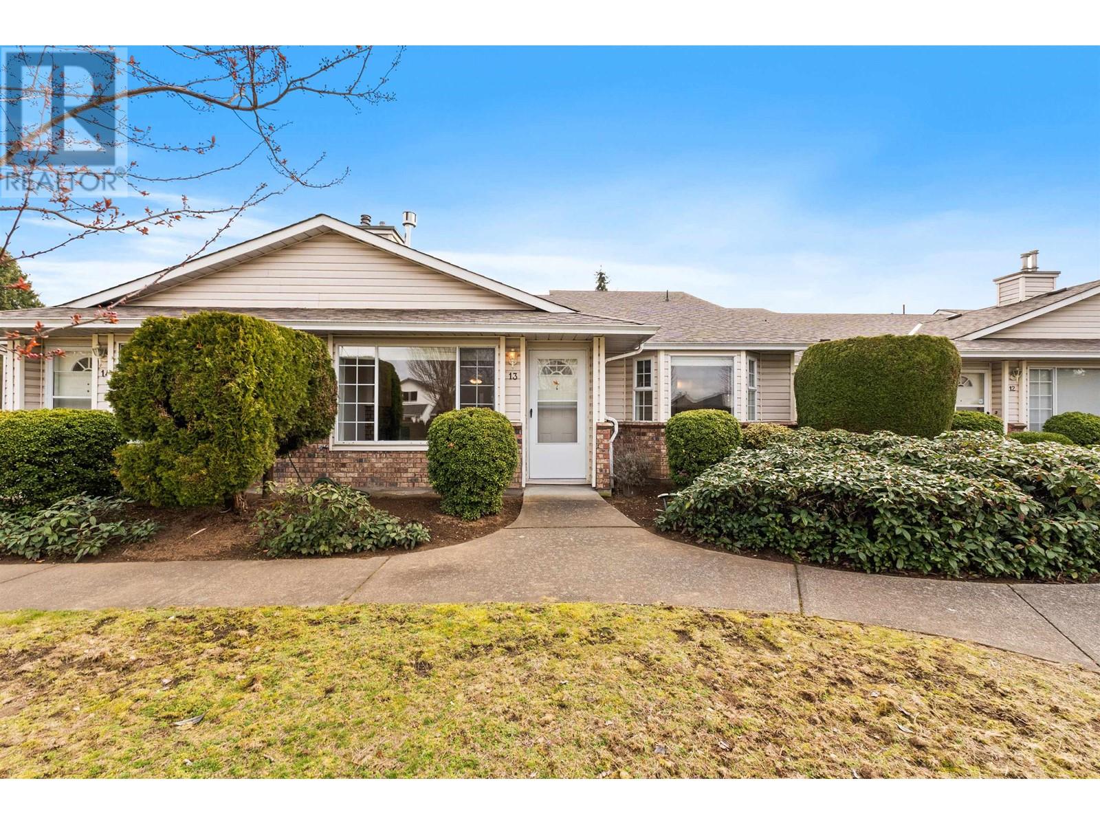 Property at 13 19249 HAMMOND ROAD image 1