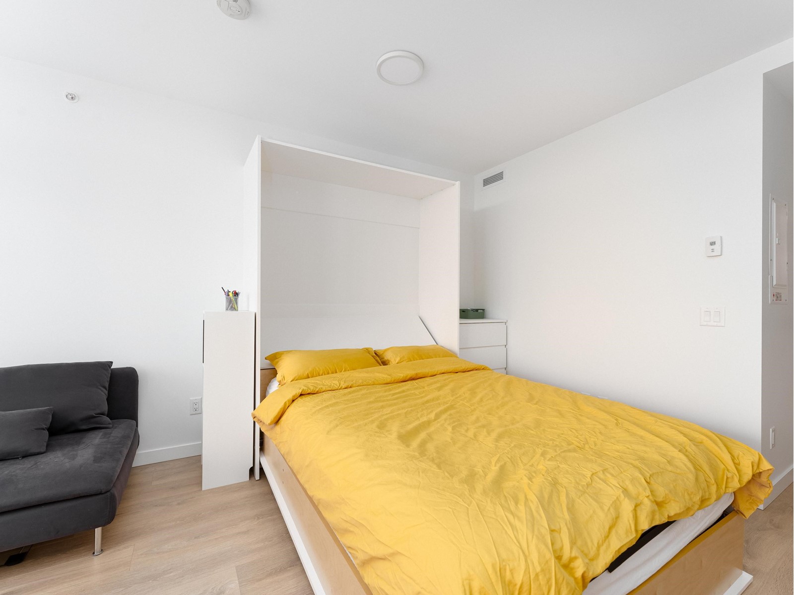 1803 13685 102 Avenue, Vancouver, British Columbia  V3T 1N7 - Photo 9 - R2976399