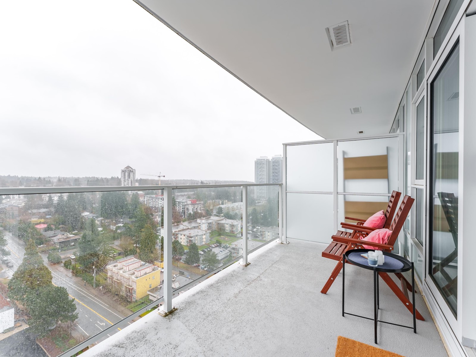 1803 13685 102 Avenue, Vancouver, British Columbia  V3T 1N7 - Photo 13 - R2976399