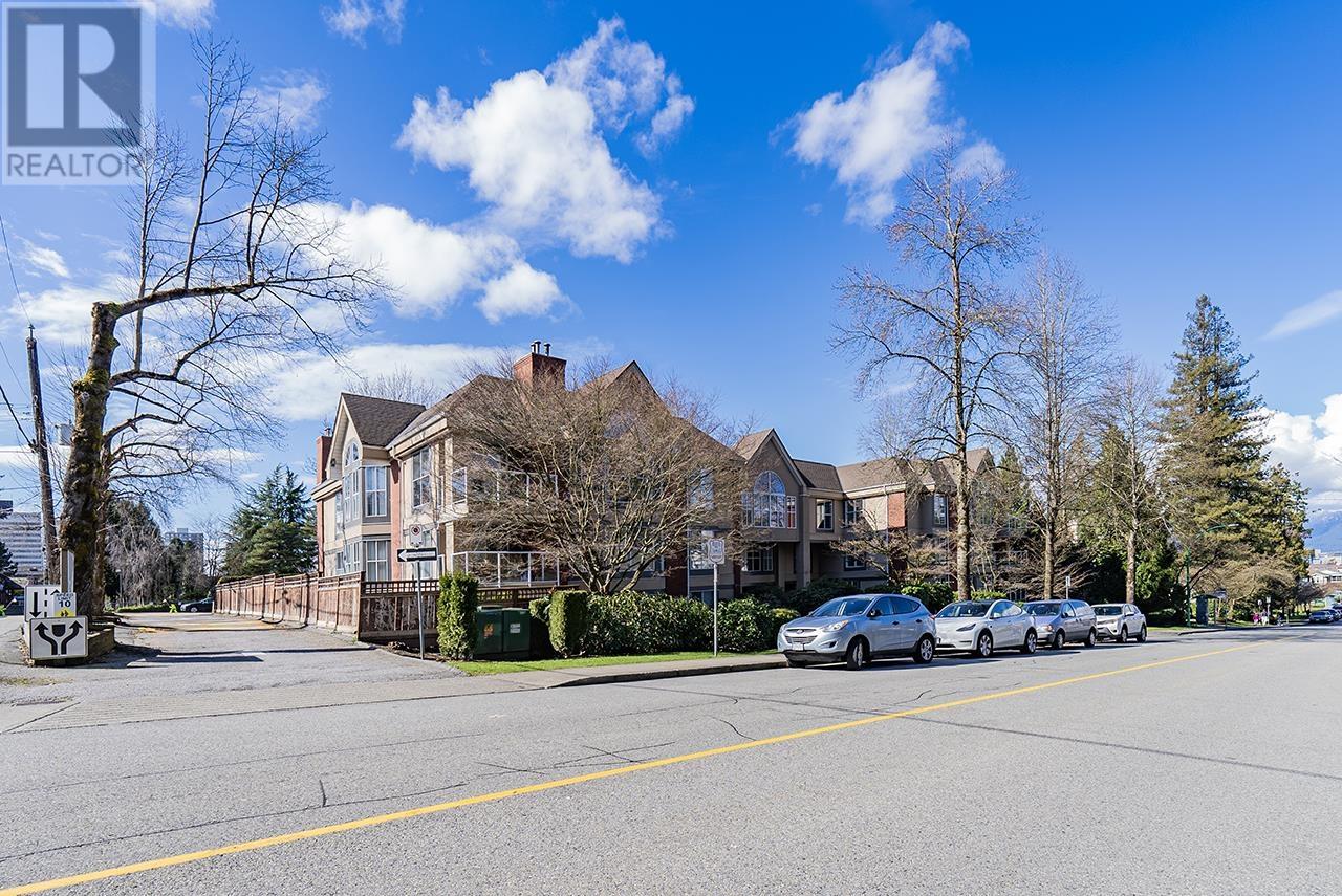 Listing Picture 23 of 26 : 306 5635 PATTERSON AVENUE, Burnaby / 本拿比 - 魯藝地產 Yvonne Lu Group - MLS Medallion Club Member
