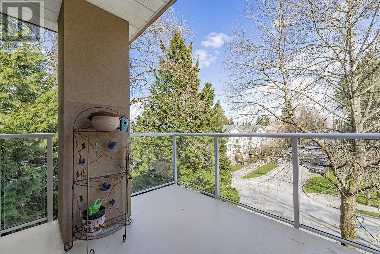 Listing Picture 21 of 26 : 306 5635 PATTERSON AVENUE, Burnaby / 本拿比 - 魯藝地產 Yvonne Lu Group - MLS Medallion Club Member