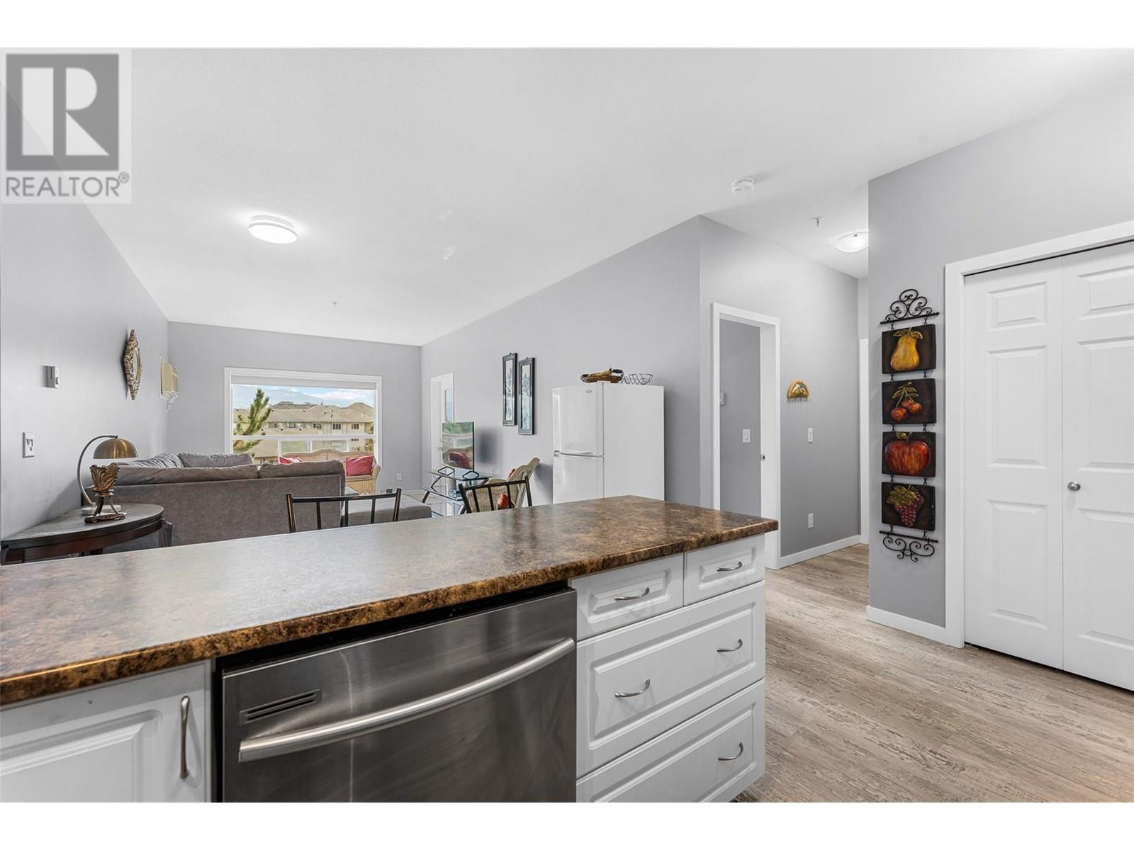 Property at 770 Rutland Road N Unit# 306 image 5