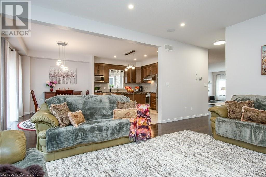 Property at 573 SUNDEW Drive image 5