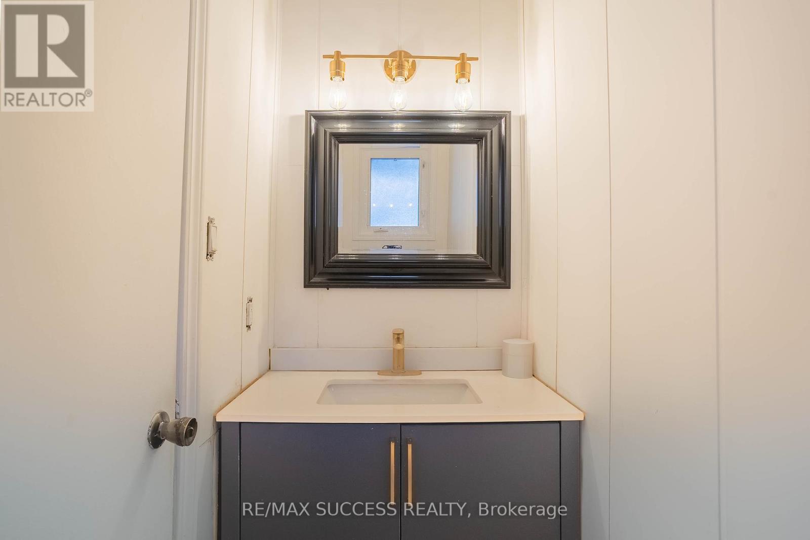 Property at 4 - 4230 MEADOWVALE DRIVE image 4