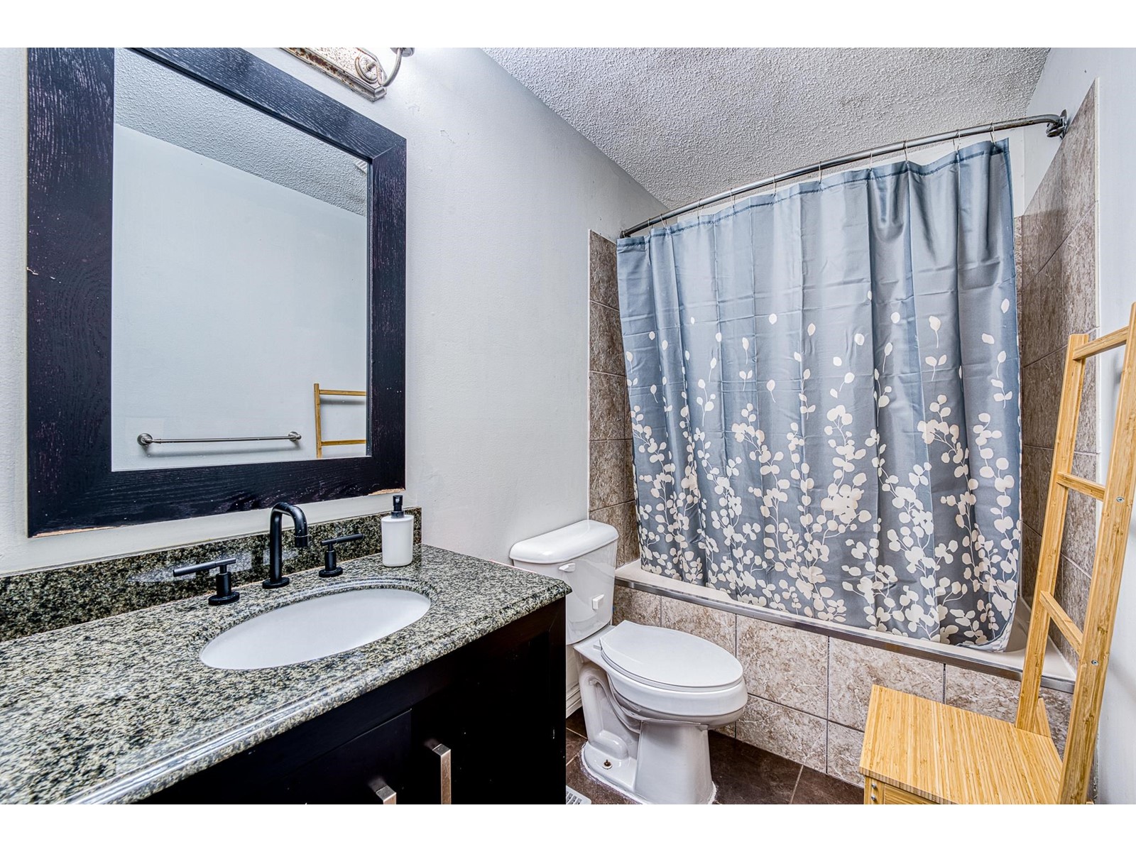 15423 Madrona Drive, Surrey, British Columbia  V4A 5N2 - Photo 15 - R2976011
