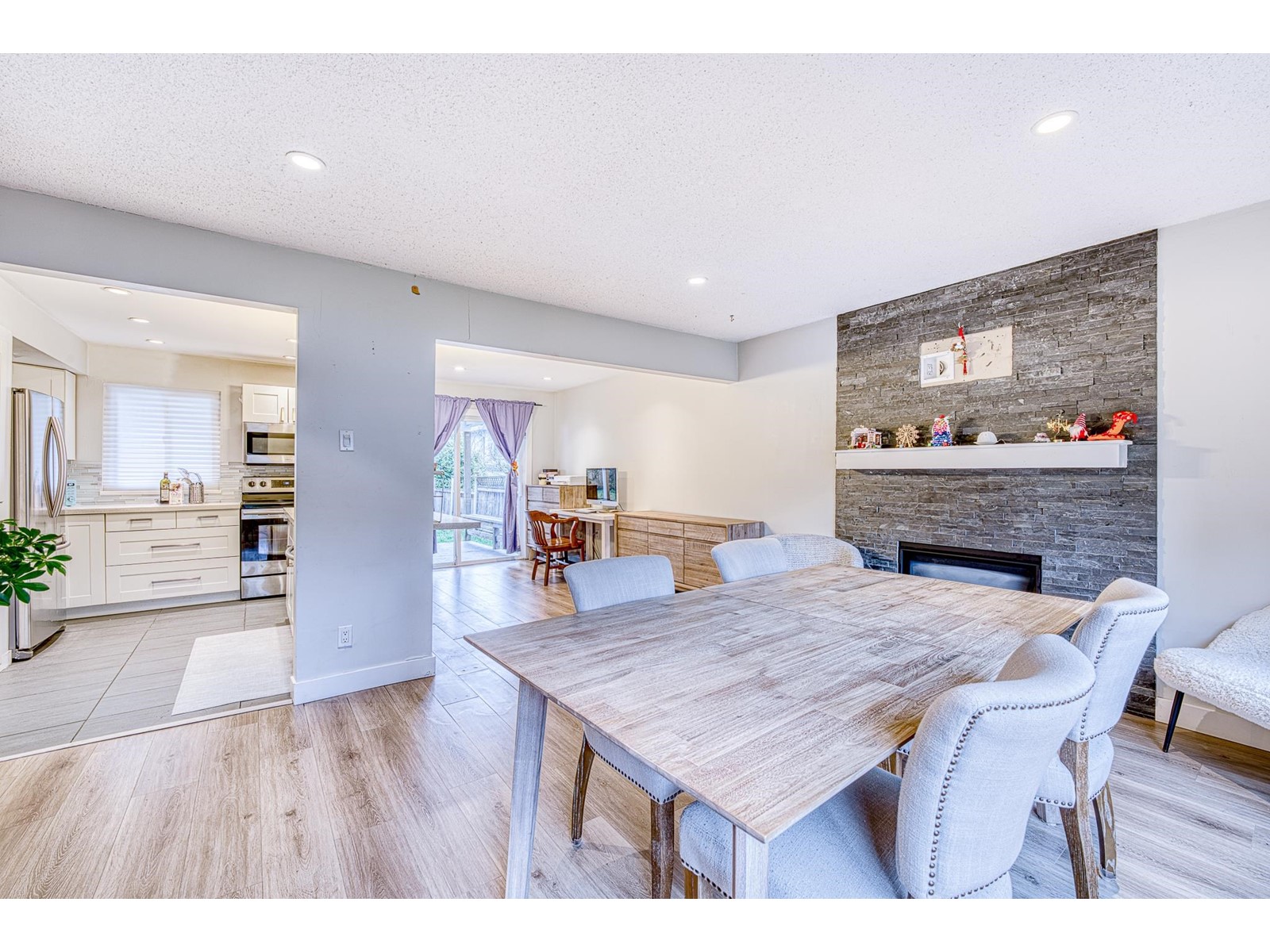 Property at 15423 MADRONA DRIVE image 4